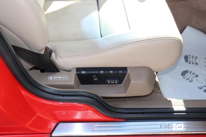 928034-14 Volvo 850R Sedan 2.3 Red - 1996