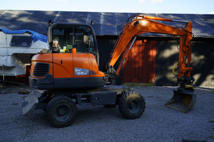 937552-10 Wheel excavator Doosan DX55W incl. Tool