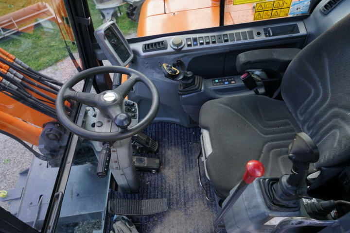 937552-53 Wheel excavator Doosan DX55W incl. Tool