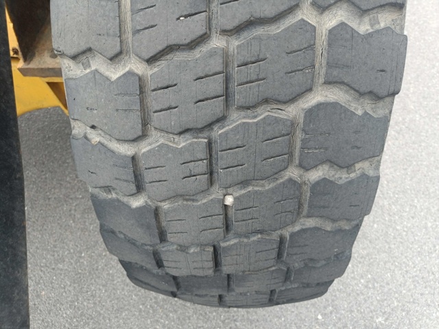 928381-10 Truck Volvo L70 -1992