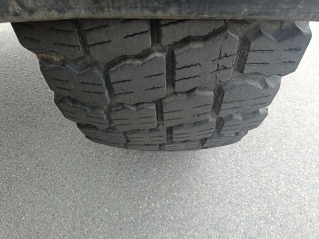 928381-12 Truck Volvo L70 -1992