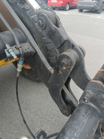 928381-23 Truck Volvo L70 -1992