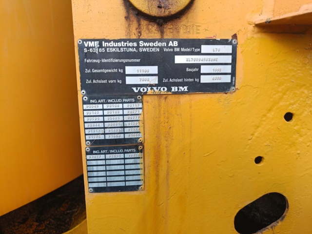 928381-37 Truck Volvo L70 -1992