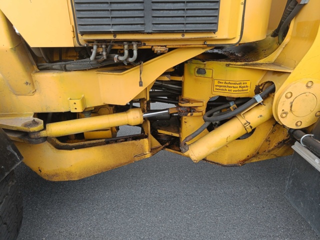 928381-41 Truck Volvo L70 -1992