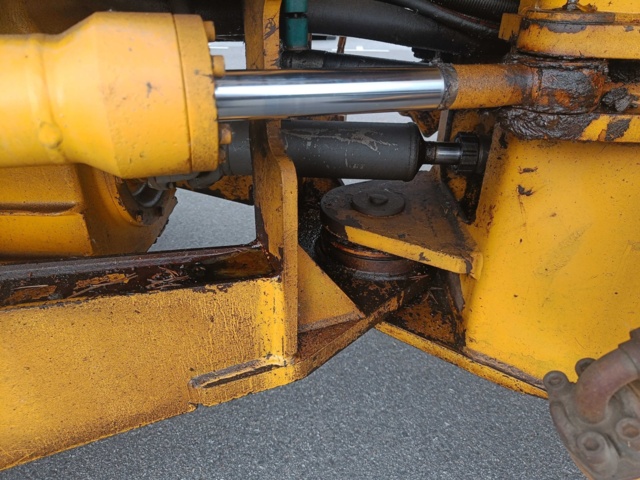 928381-43 Truck Volvo L70 -1992