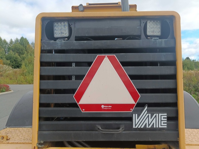 928381-64 Truck Volvo L70 -1992