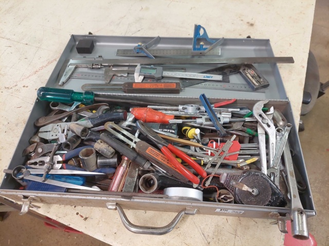 880676-1 Tool in box