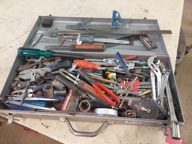 880676-2 Tool in box