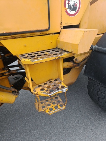 928381-81 Truck Volvo L70 -1992