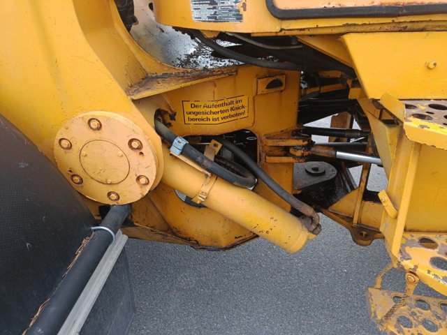 928381-84 Truck Volvo L70 -1992