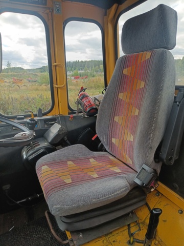 928381-99 Truck Volvo L70 -1992