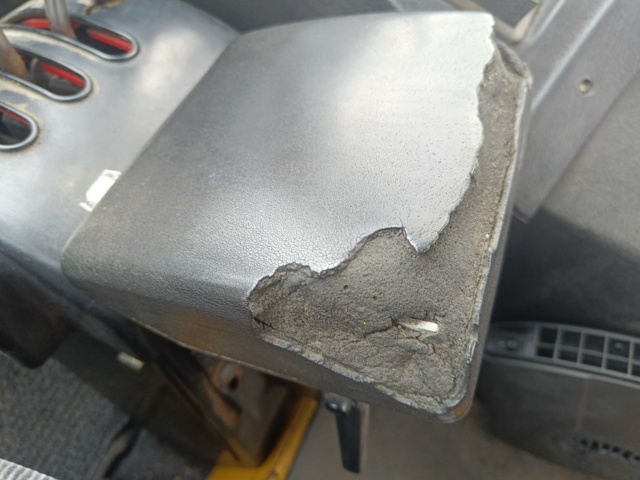 928381-105 Truck Volvo L70 -1992