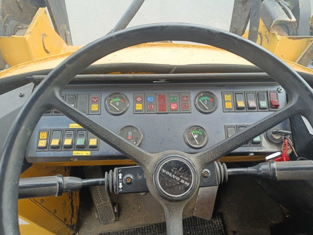 928381-111 Truck Volvo L70 -1992