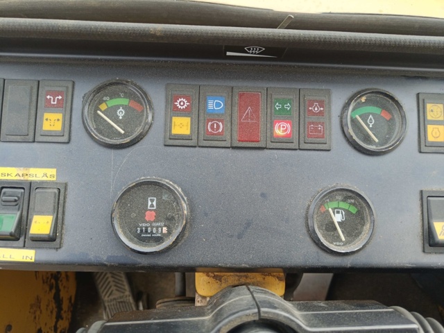 928381-115 Truck Volvo L70 -1992
