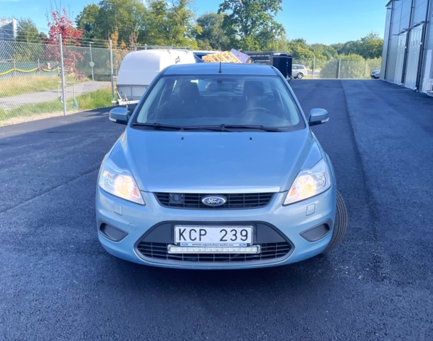 938308-2 Ford Focus Kombi 1.8 Flexifuel - 2010