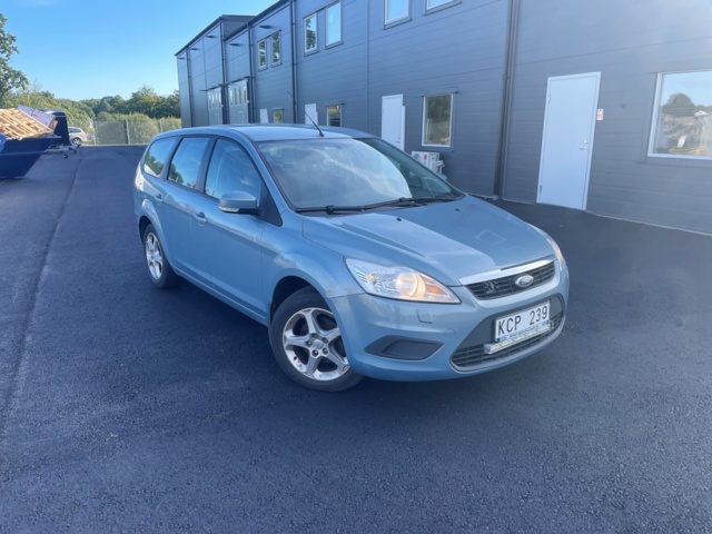 938308-3 Ford Focus Kombi 1.8 Flexifuel - 2010