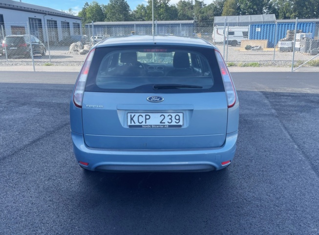 938308-5 Ford Focus Kombi 1.8 Flexifuel - 2010