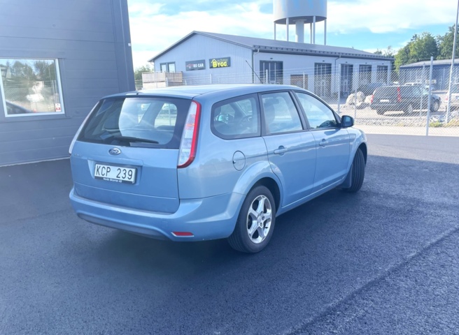938308-6 Ford Focus Kombi 1.8 Flexifuel - 2010