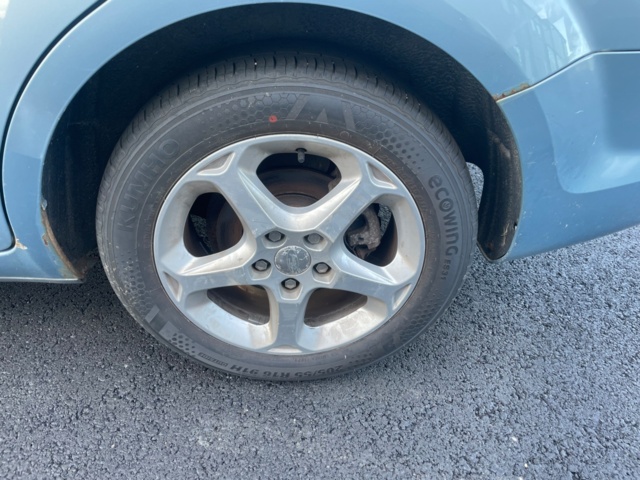 938308-15 Ford Focus Kombi 1.8 Flexifuel - 2010