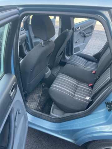 938308-35 Ford Focus Kombi 1.8 Flexifuel - 2010