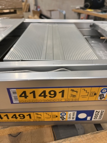 938277-3 Work trestle Zarges Z500