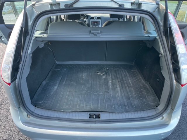 938319-35 Ford Focus Kombi 1.6 TDCi - 2010