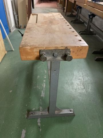 810056-2 Work bench for wood and metal work (reversible table top)