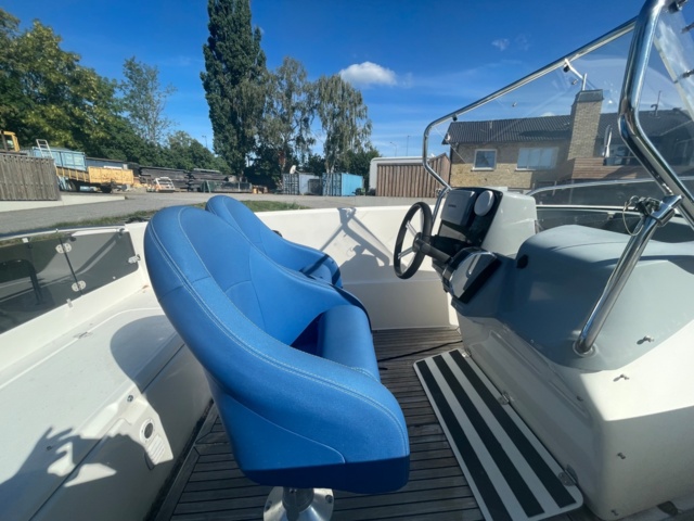 906895-10 Styrpulpet Ryds 628 Mid C, -13, Mercury Optimax 135 hk -14