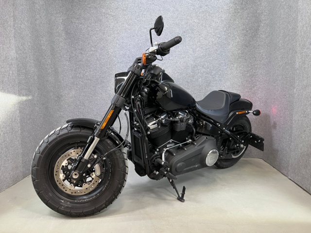 745593-4 Motorcycle - Harley-Davidson - Fat Bob - 2020