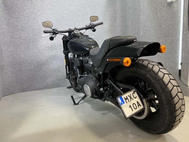 745593-6 Motorcycle - Harley-Davidson - Fat Bob - 2020