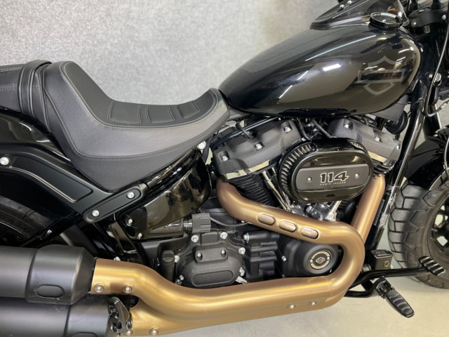 745593-10 Motorcycle - Harley-Davidson - Fat Bob - 2020