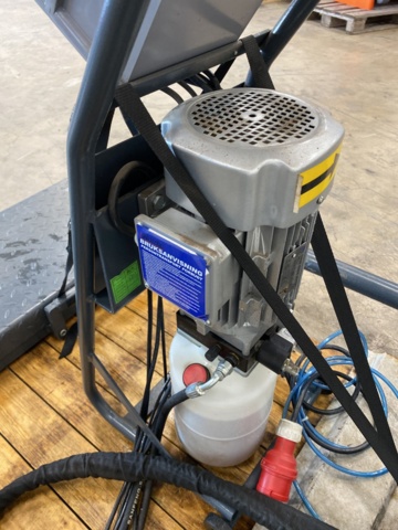 937220-6 Vehicle lift / scissor lift Nordiclift EE-MR30