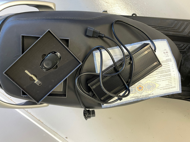 872343-9 Electric moped YADEA C1S 2022