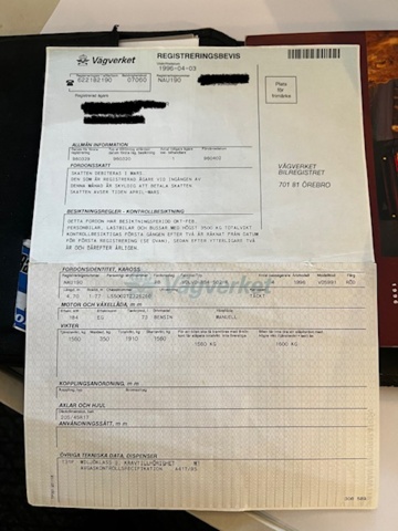 928034-52 Volvo 850R Sedan 2.3 Red - 1996