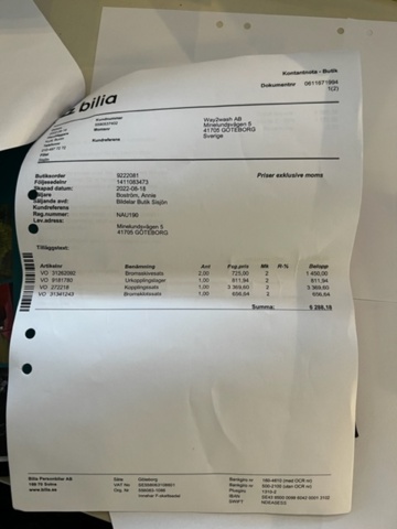 928034-62 Volvo 850R Sedan 2.3 Red - 1996