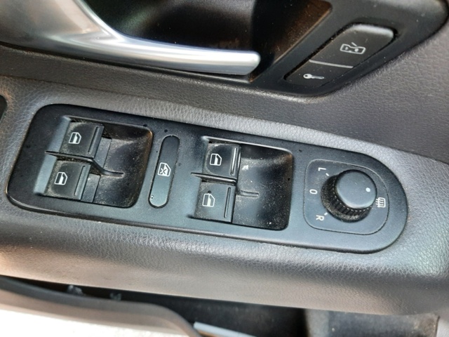 938627-36 Volkswagen Amarok Double cab & flatbed 2.0 BiTDI 4Motion - 2015