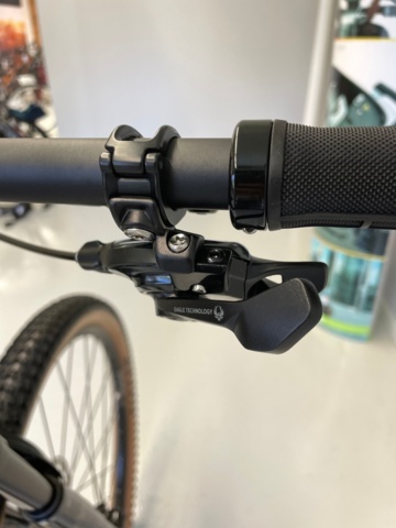 872344-9 Mountainbike BMC fourstroke 01 LT two