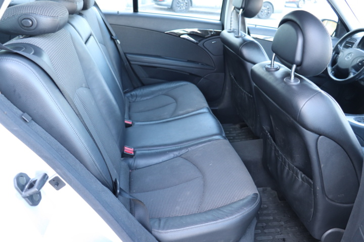 928035-8 Mercedes-Benz E 200 T Kompressor - 2005 (WLO660)