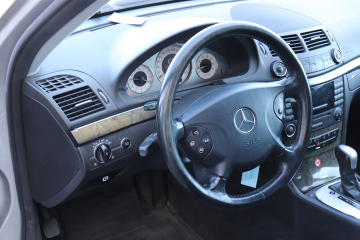 928035-11 Mercedes-Benz E 200 T Kompressor - 2005 (WLO660)
