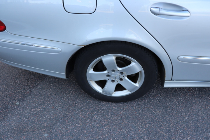 928035-19 Mercedes-Benz E 200 T Kompressor - 2005 (WLO660)