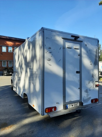 630246-7 Food truck / Peugeot Boxer Chassis Cab 335 2.2 HDi - 2015