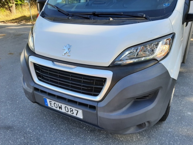 630246-9 Food truck / Peugeot Boxer Chassis Cab 335 2.2 HDi - 2015