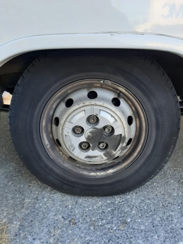 630246-12 Food truck / Peugeot Boxer Chassis Cab 335 2.2 HDi - 2015