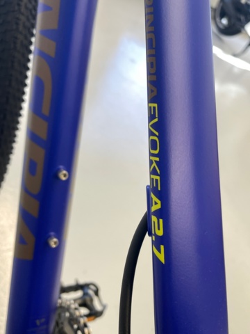 872348-10 Mountain bike Principia Evoke A 2.7