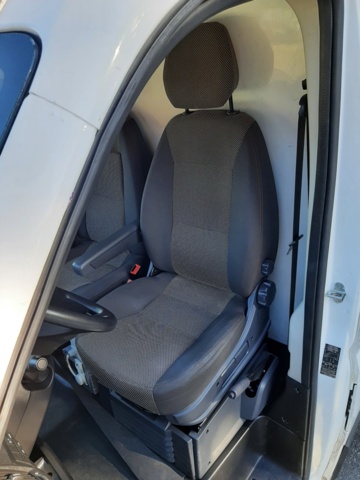 630246-28 Food truck / Peugeot Boxer Chassis Cab 335 2.2 HDi - 2015