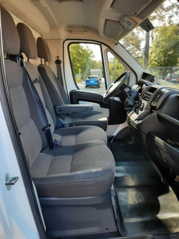 630246-38 Food truck / Peugeot Boxer Chassis Cab 335 2.2 HDi - 2015