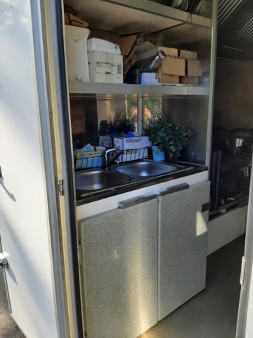 630246-43 Food truck / Peugeot Boxer Chassis Cab 335 2.2 HDi - 2015