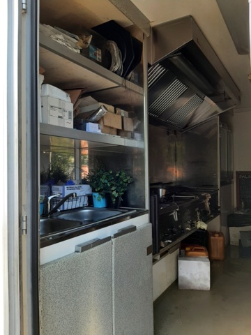 630246-42 Food truck / Peugeot Boxer Chassis Cab 335 2.2 HDi - 2015