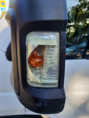 630246-71 Food truck / Peugeot Boxer Chassis Cab 335 2.2 HDi - 2015