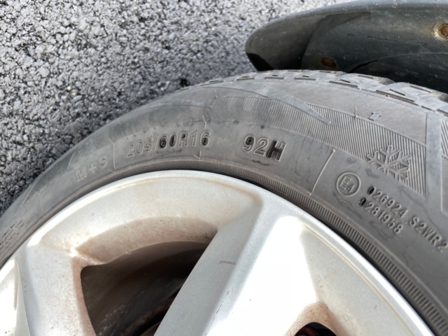 938320-15 Kia Carens 2.0 CRDi - 2008